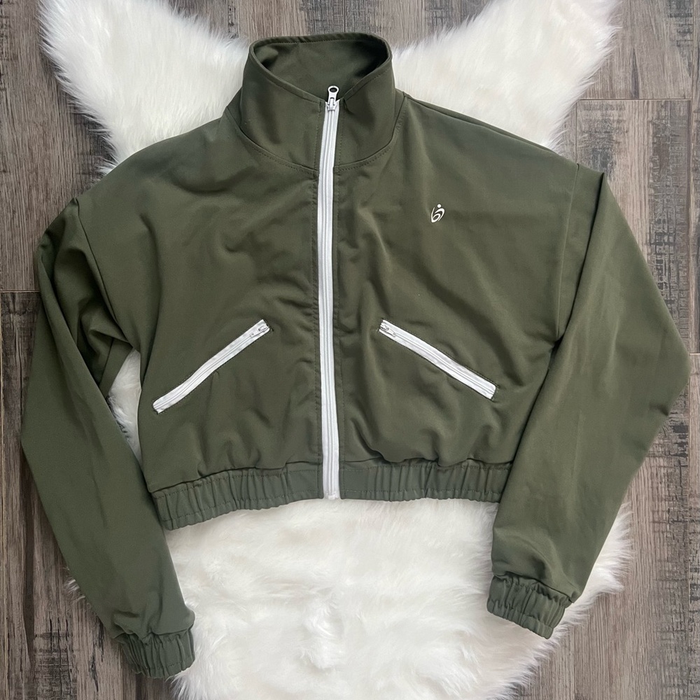 Women’s Crop Jacket